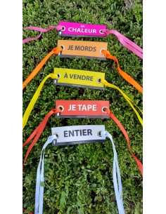 HippiCode à nouer JE TAPE / JE MORDS / ENTIER / EN CHALEUR / A VENDRE