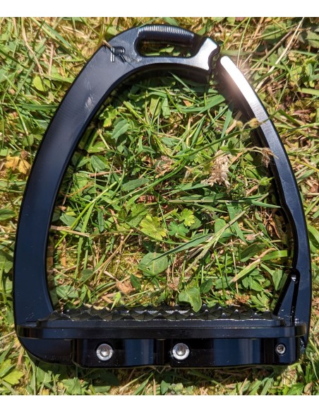 Etriers de sécurité Venice Dressage Sloped Tech Stirrups