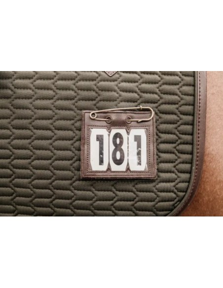 Porte-numéro PVC avec goupille de sécurité KENTUCKY - marron