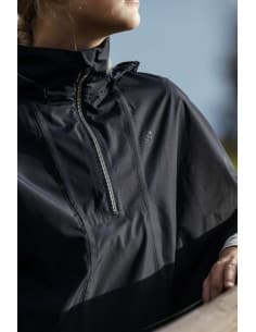 Cape de pluie Cavalière noire Elfida Samshield 2